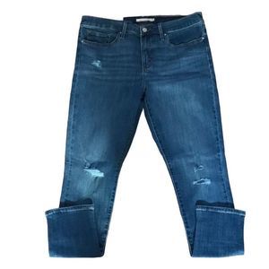 NEW Levi’s 311 Shaping Skinny Jeans